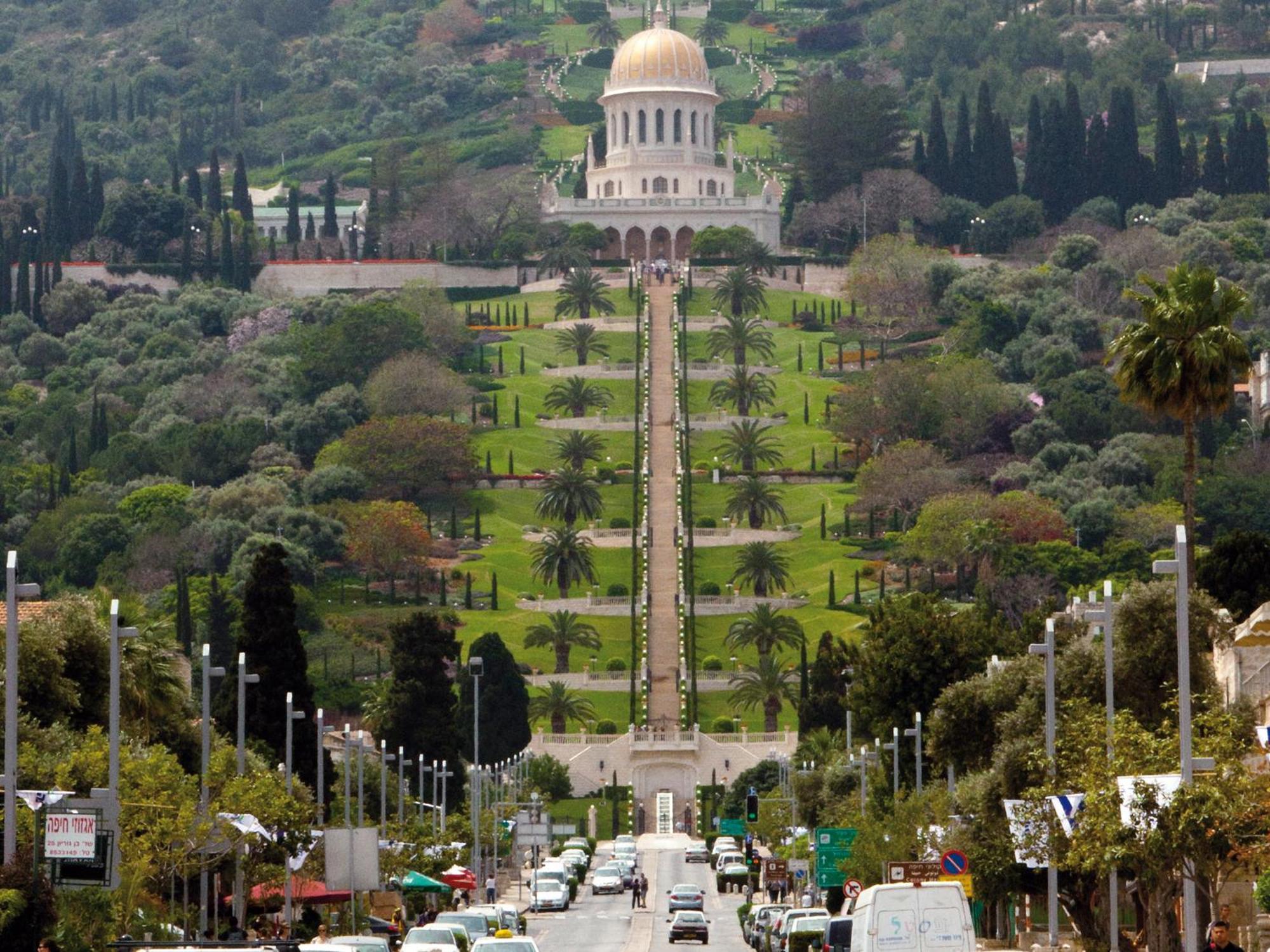 Dan Panorama Haifa Hotel Екстер'єр фото Bahá'í gardens