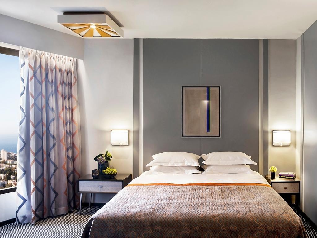 Dan Panorama Haifa Hotel Екстер'єр фото A bedroom at the hotel